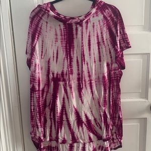 Tie dye hooded short sleeve athletic top